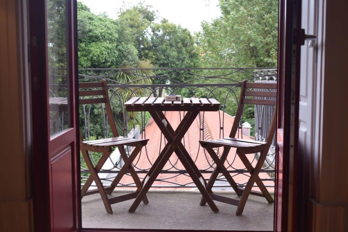 Liiiving In Porto - Vintage Balcony Apartment Exterior photo